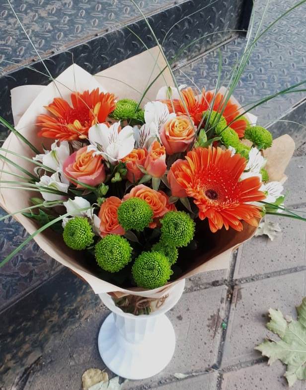 Букет цветов из: Герберы, Хризантемы, Альстромерии и Розы в Шелкозаводской