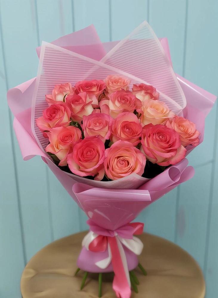 Букет 15 Розовых роз Равель в Шелкозаводской