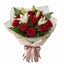 Букет цветов из:  Лилии и Розы в Шелкозаводской