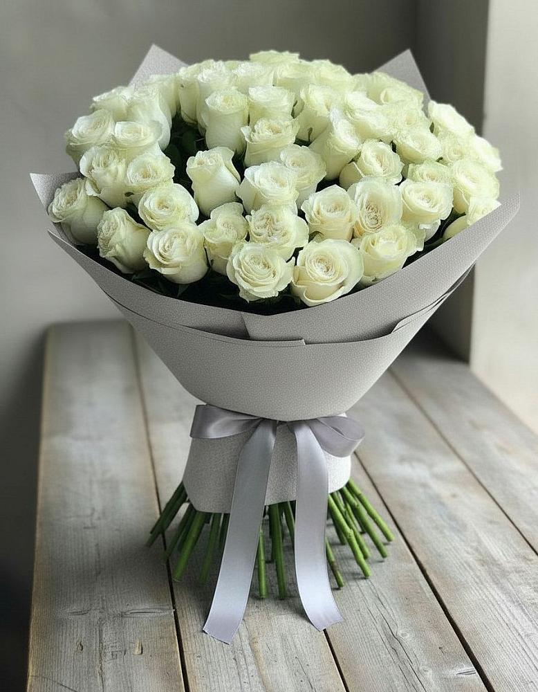 Букет 35 Белых роз в Шелкозаводской