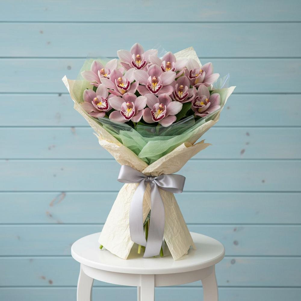 Букет цветов из: Орхидеи и Розы в Шелкозаводской