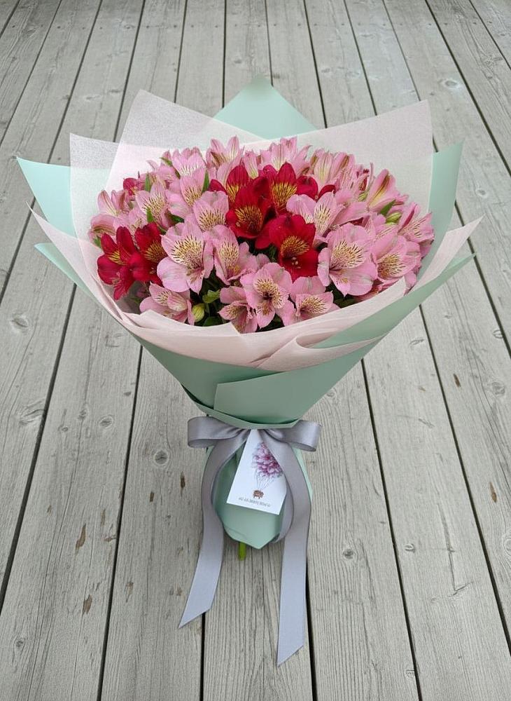 Букет цветов из: Альстромерии в Шелкозаводской