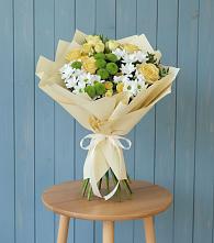 Букет цветов из:  Хризантемы и Розы в Шелкозаводской