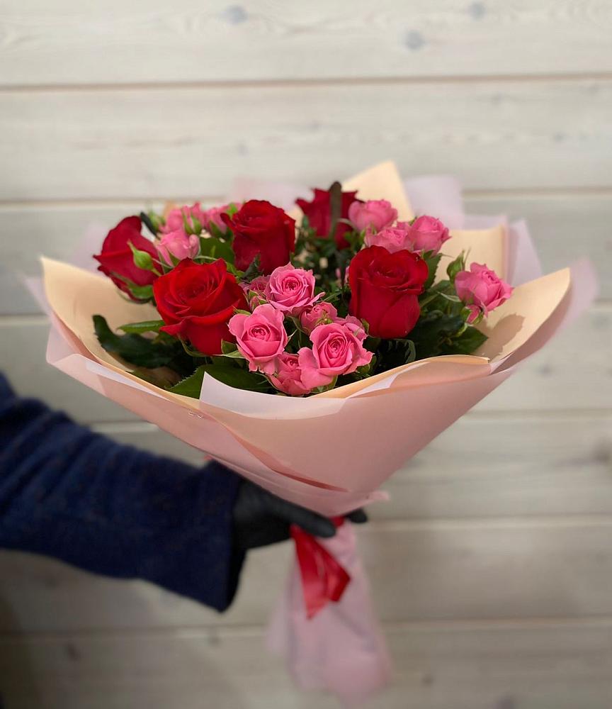 Букет цветов из: Розы в Шелкозаводской