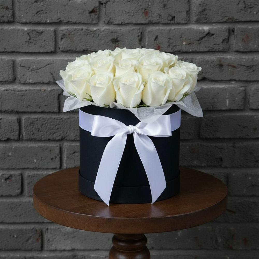 Цветочная композиция из Розы в шляпной коробке в Шелкозаводской