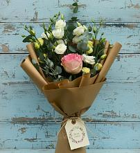 Букет цветов из:  Розы и Лизиантусы #REPLACE_PRED# Шелкозаводской